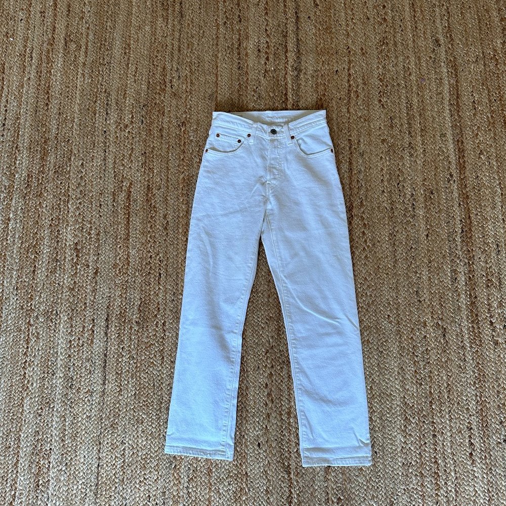 Levi's 501 Cropped Jean in White